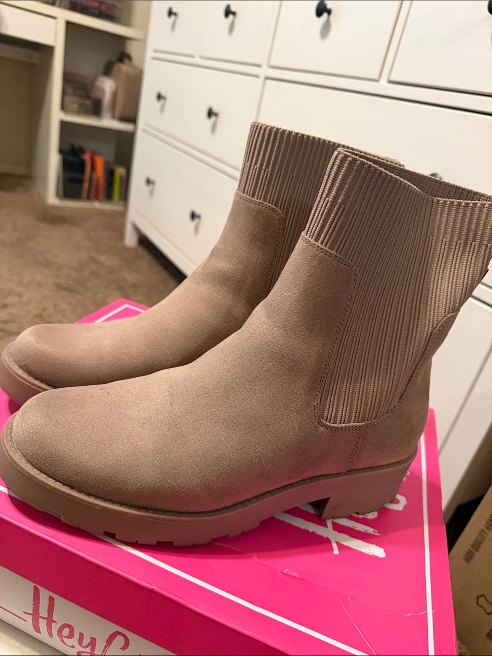Old Navy Taupe Knit-Collar Chelsea Ankle Boots